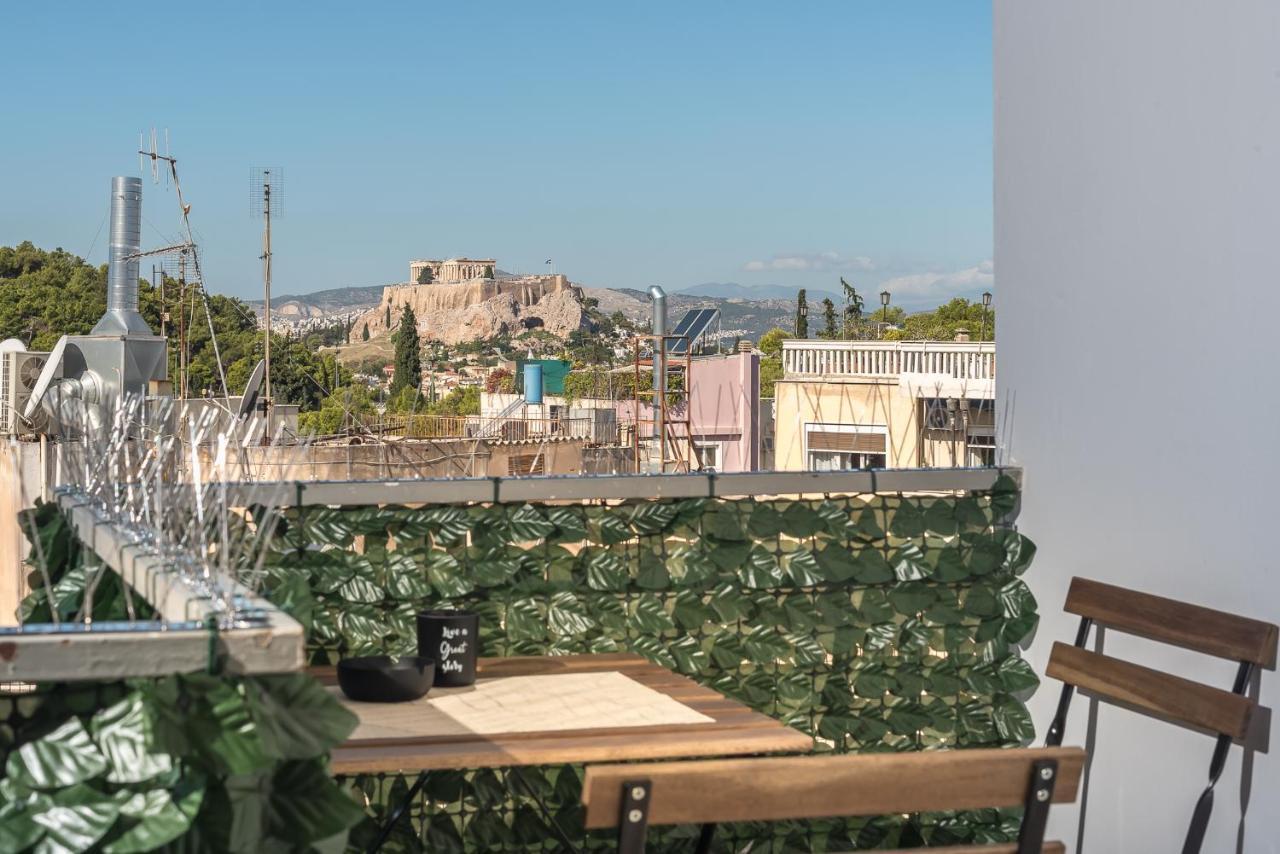 Acropolis View Apt: Cozy In Apartment Athens