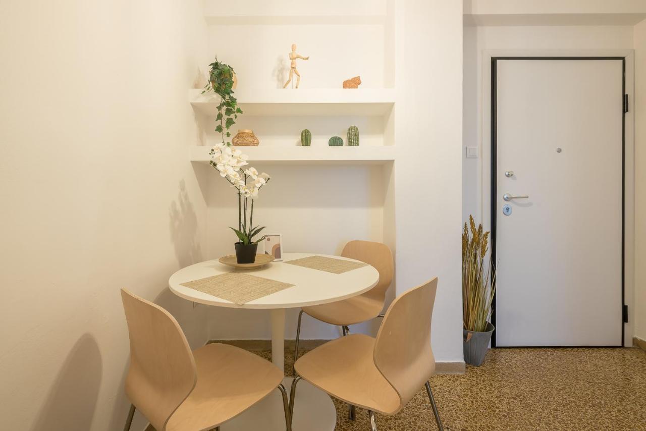 Apartment Acropolis View Apt: Cozy In Athens